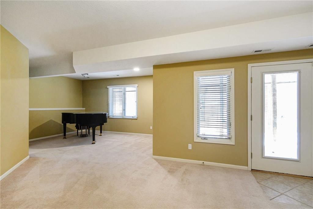 3951 Tonganoxie Road — photo 34