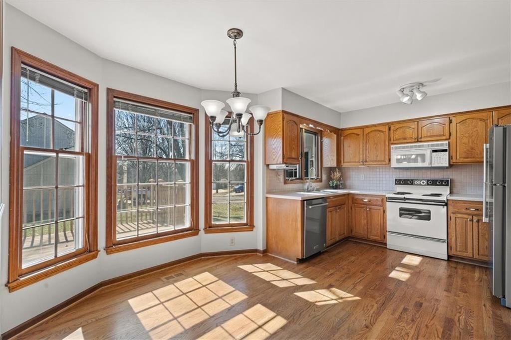 14635 W 79th Terrace — photo 16