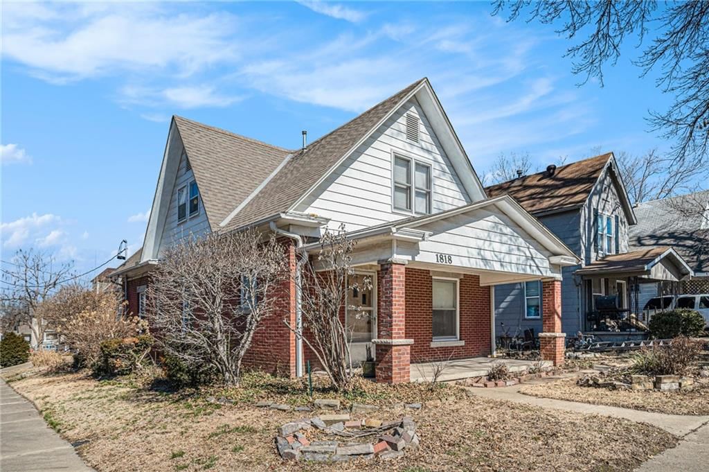 1818 Grandview Boulevard — photo 3