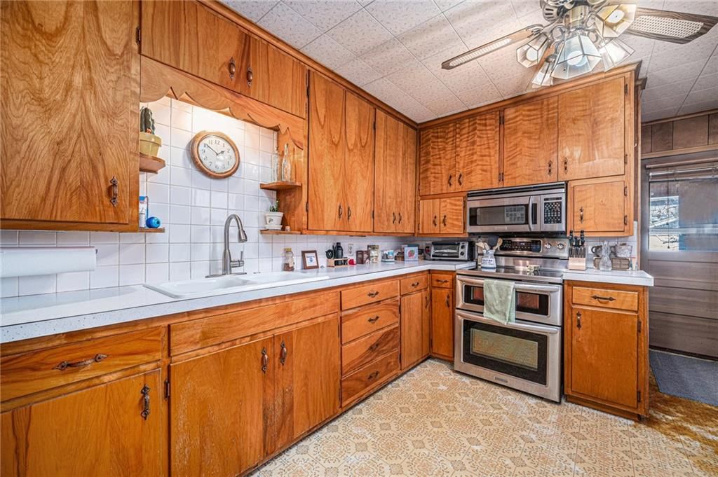 1818 Grandview Boulevard — photo 10