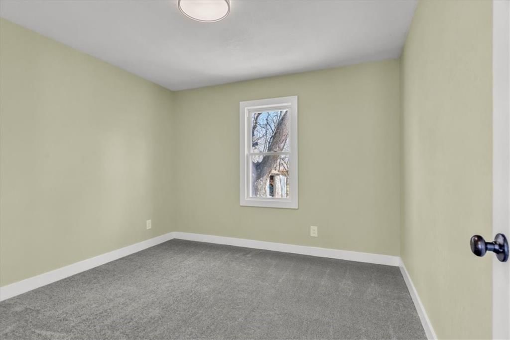 3407 S Sterling Avenue S — photo 19