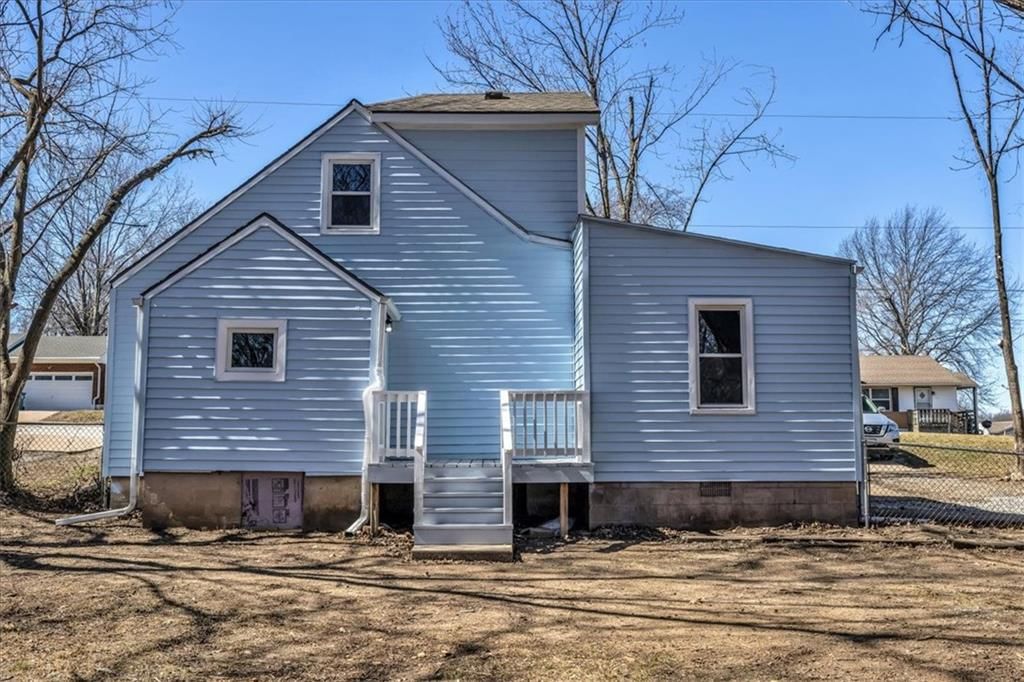3407 S Sterling Avenue S — photo 24