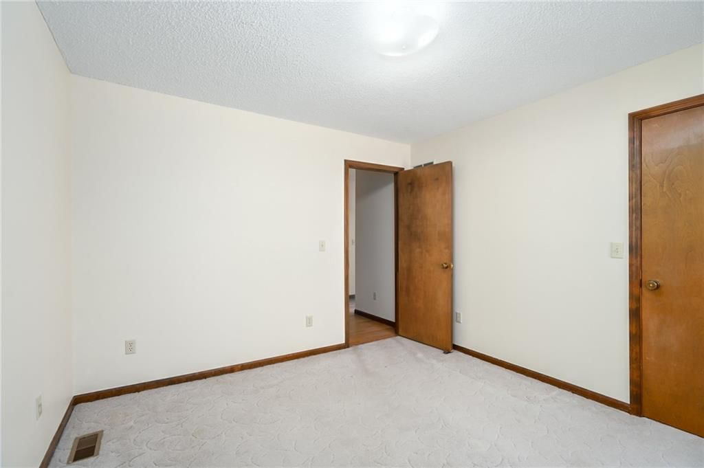 1470 E 660th Road — photo 31