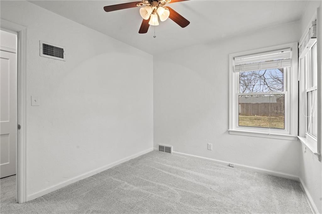 8316 Locust Street — photo 24