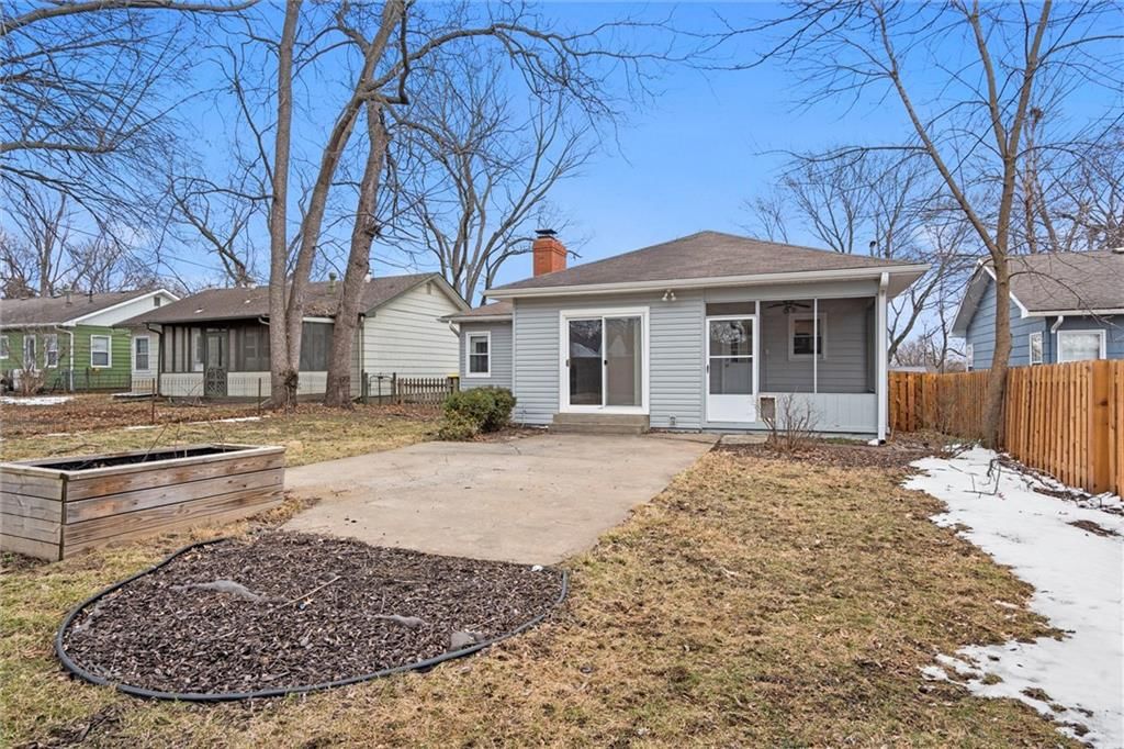 8316 Locust Street — photo 28
