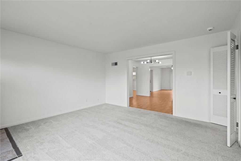 8316 Locust Street — photo 5