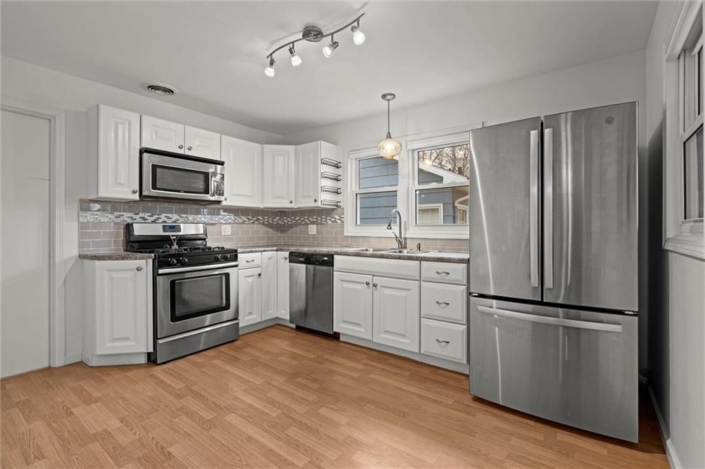 8316 Locust Street — photo 9