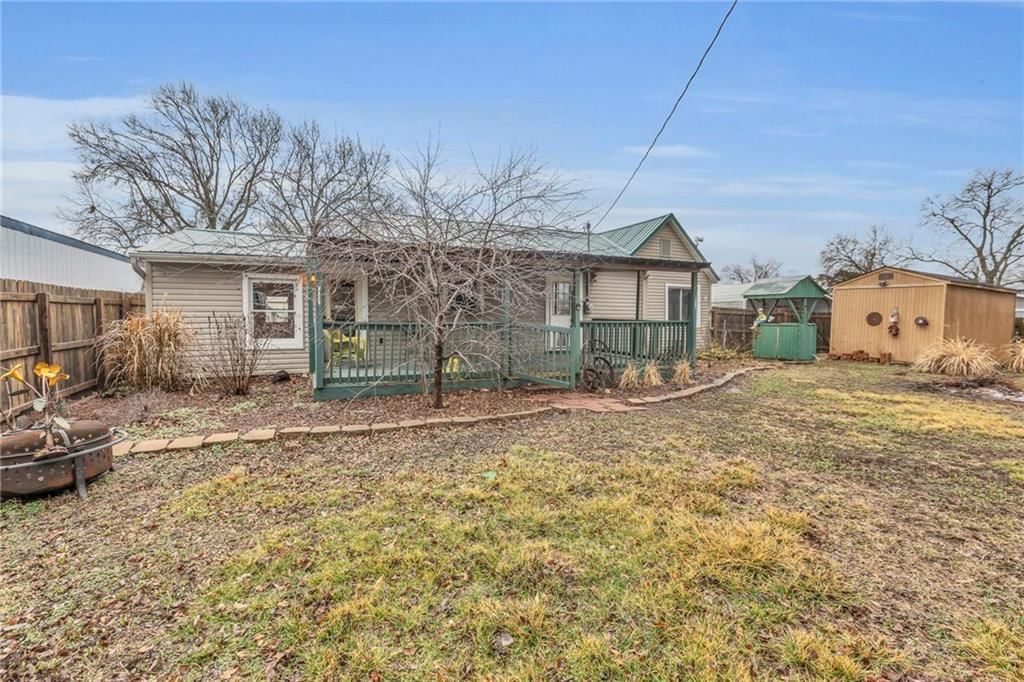 210 Lincoln Street — photo 31