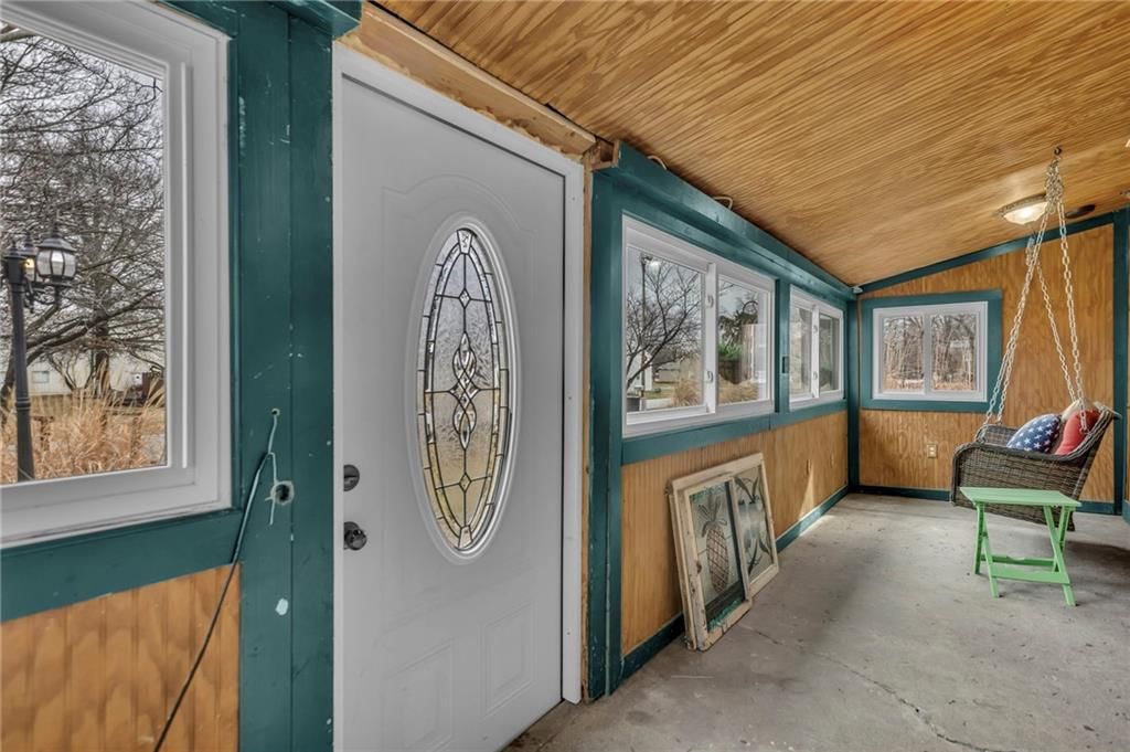 210 Lincoln Street — photo 5