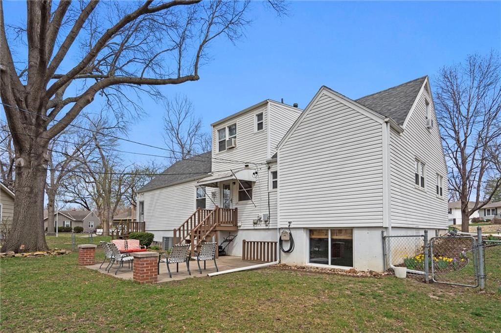 7901 W 92nd Place — photo 34