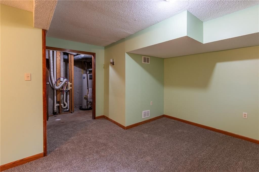 3216 Creekwood Drive — photo 35