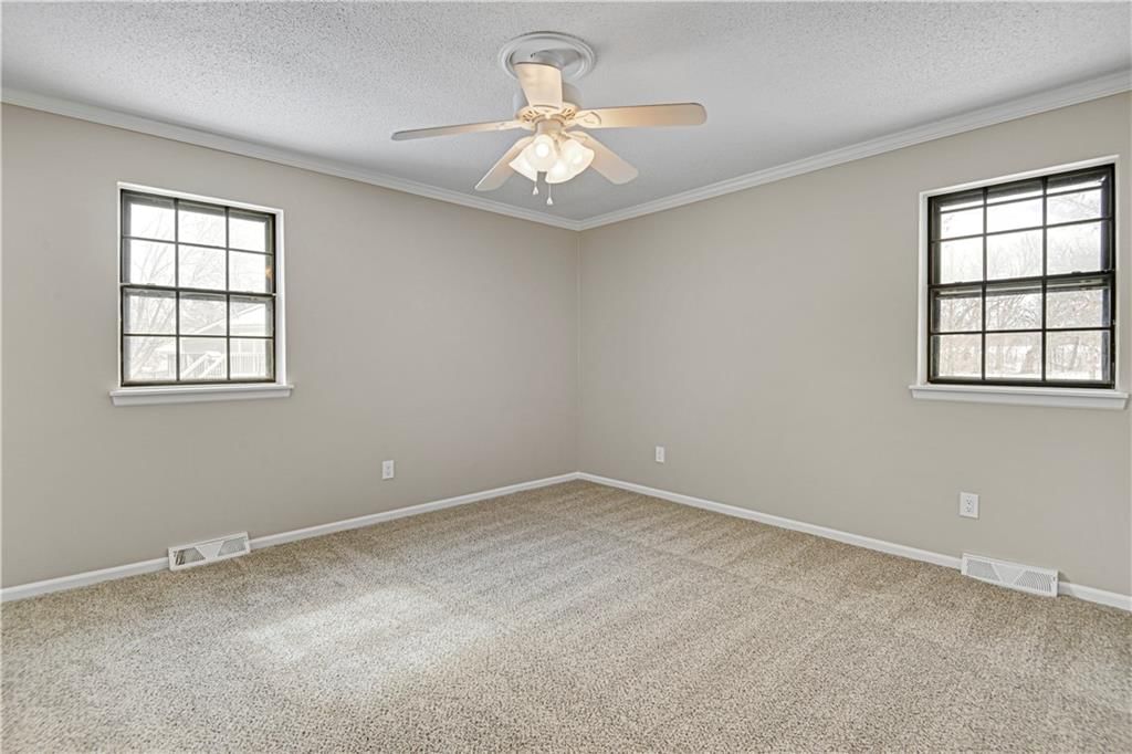 1612 S Lindenwood Drive — photo 13