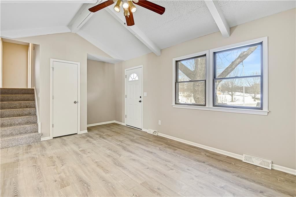 1612 S Lindenwood Drive — photo 5