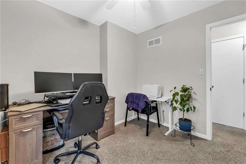 15503 Lawrence Avenue — photo 19