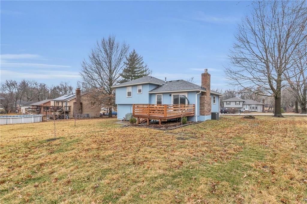15503 Lawrence Avenue — photo 26
