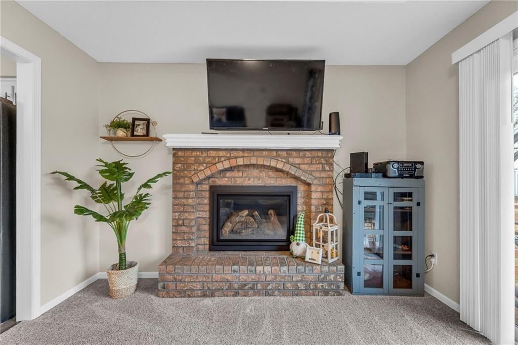 15503 Lawrence Avenue — photo 7