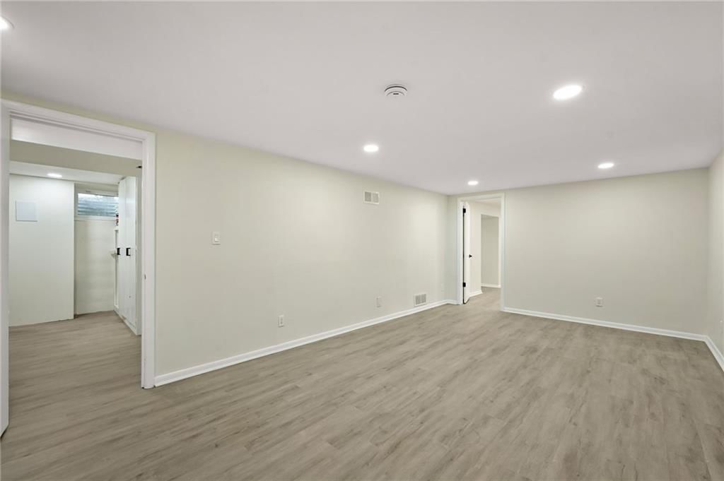 8211 Walnut Street — photo 21