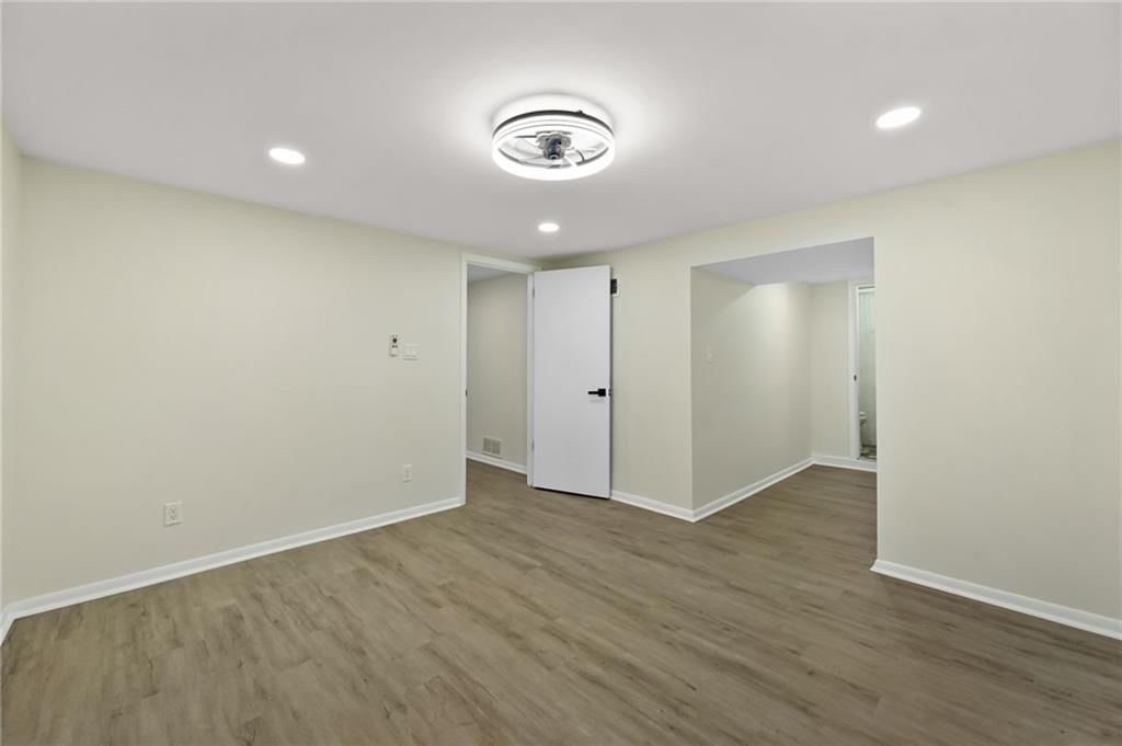 8211 Walnut Street — photo 22