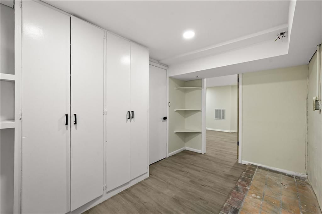 8211 Walnut Street — photo 24