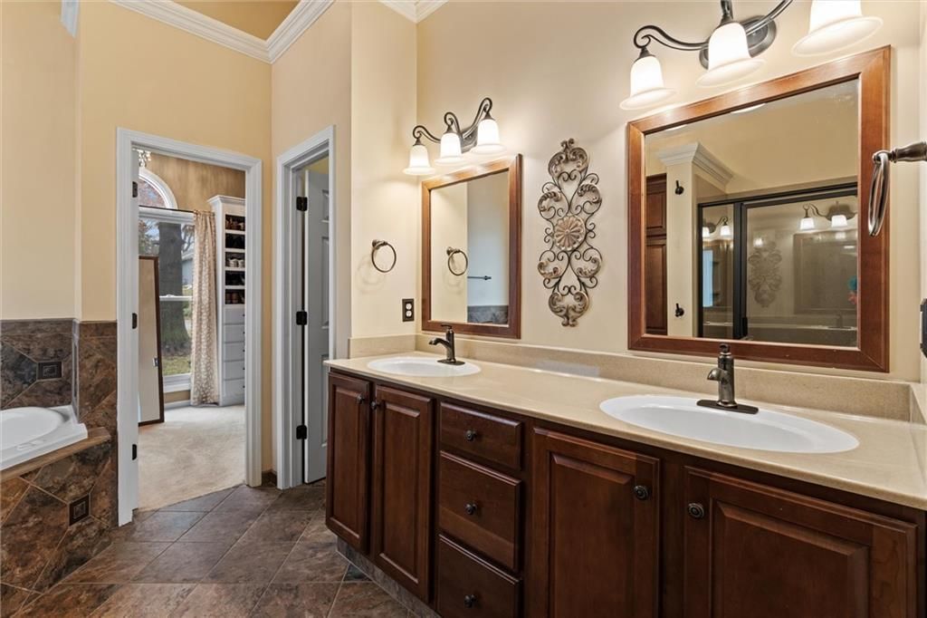 1015 Stone Meadows Drive — photo 24