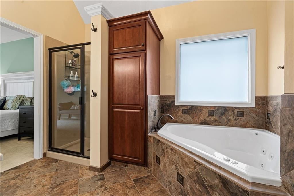 1015 Stone Meadows Drive — photo 25