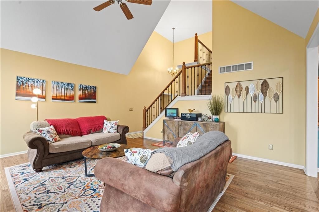 1015 Stone Meadows Drive — photo 8