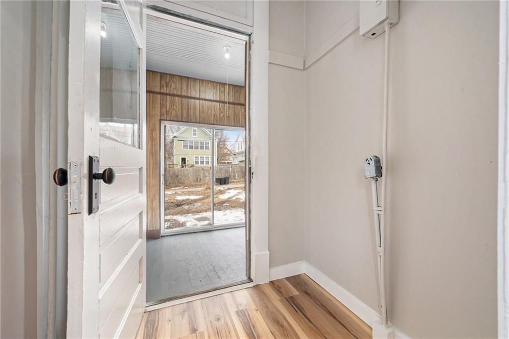 2709 Sacramento Street — photo 12