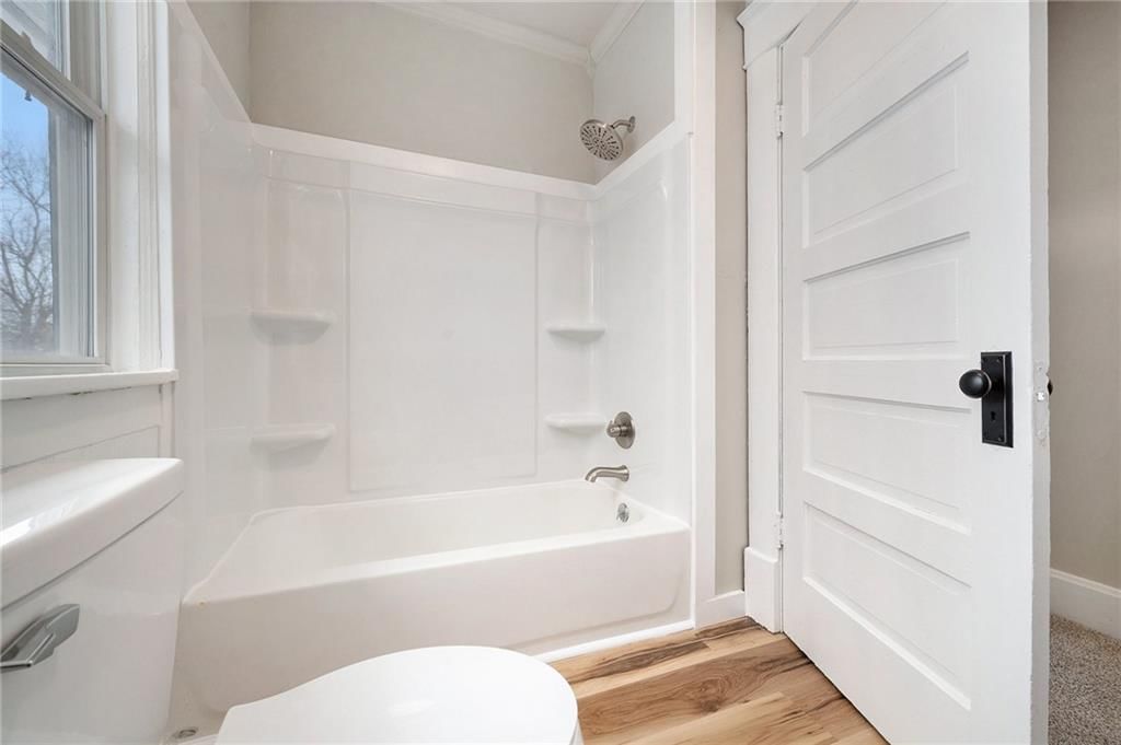 2709 Sacramento Street — photo 18