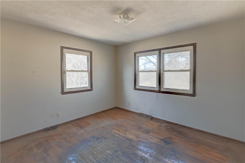 27001 State Route 92 Highway — photo 14