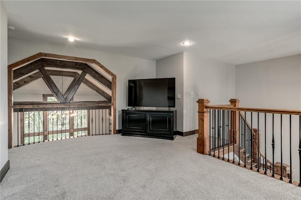 6823 Woodstock Court — photo 20