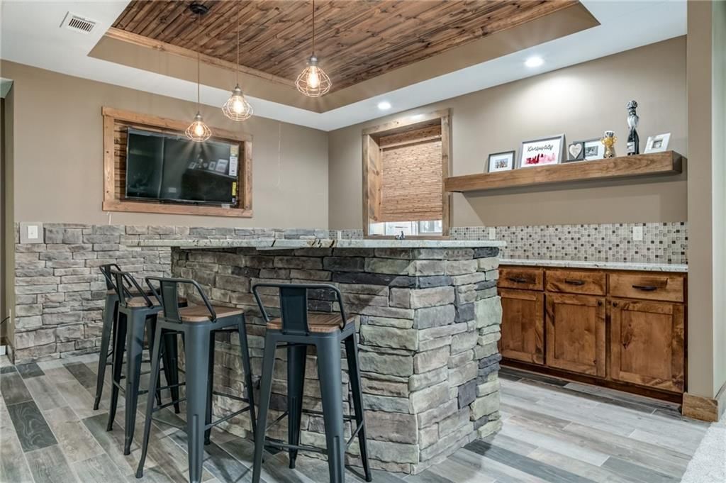 6823 Woodstock Court — photo 29