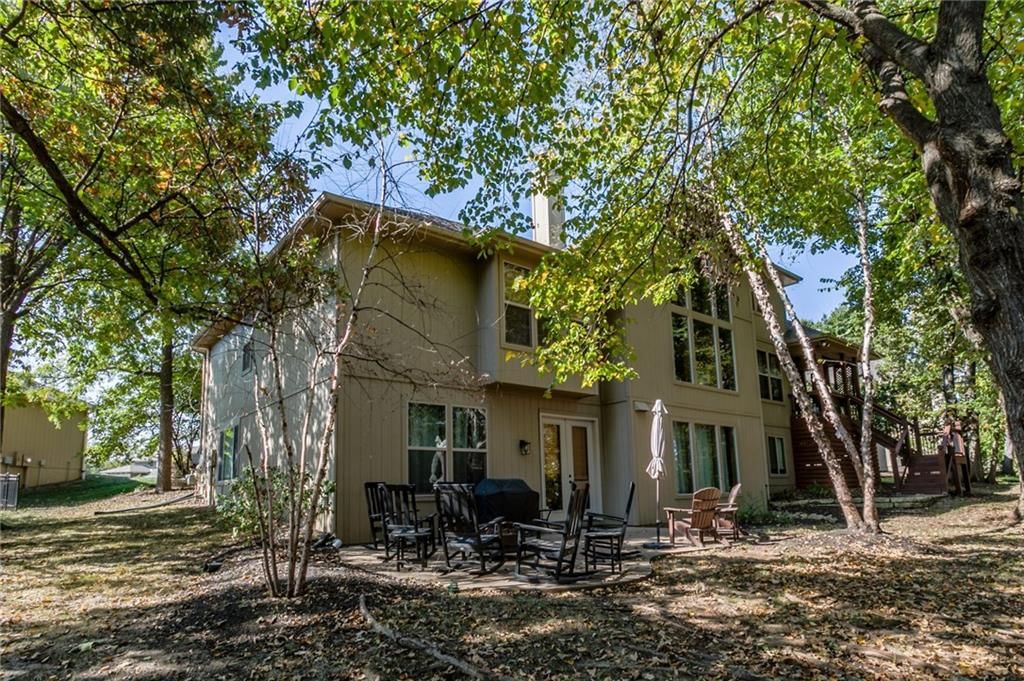 6823 Woodstock Court — photo 35