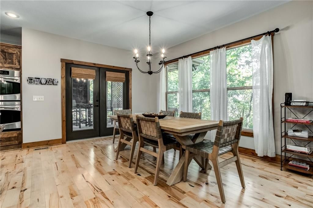 6823 Woodstock Court — photo 10