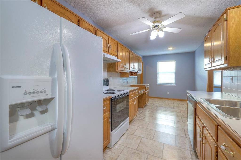 614 Sun Drive — photo 14