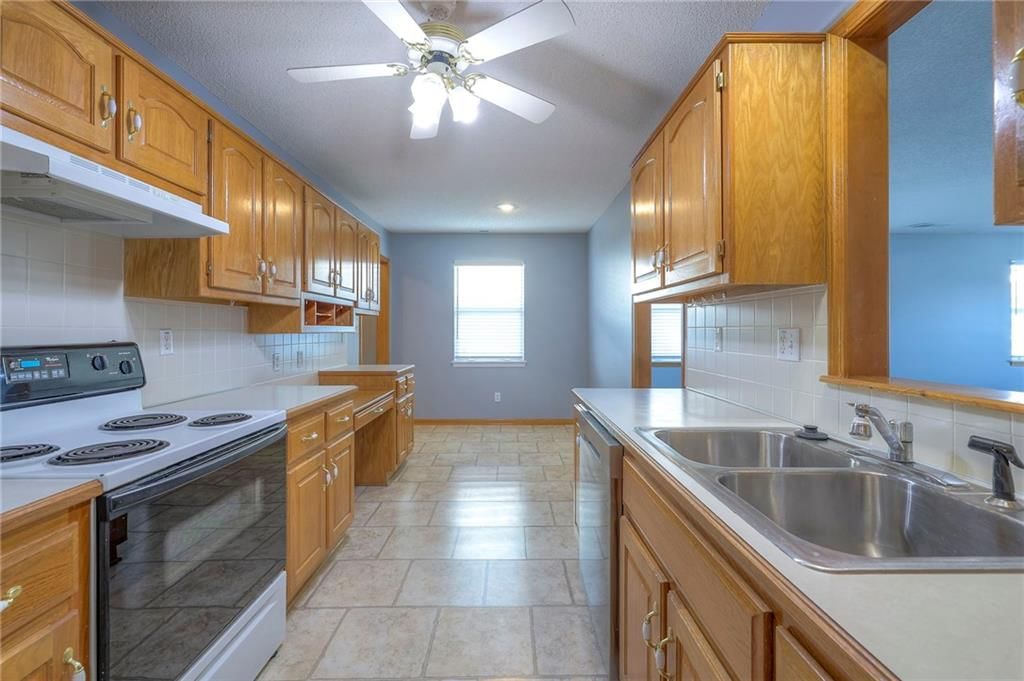 614 Sun Drive — photo 15