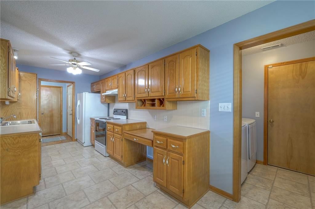 614 Sun Drive — photo 21