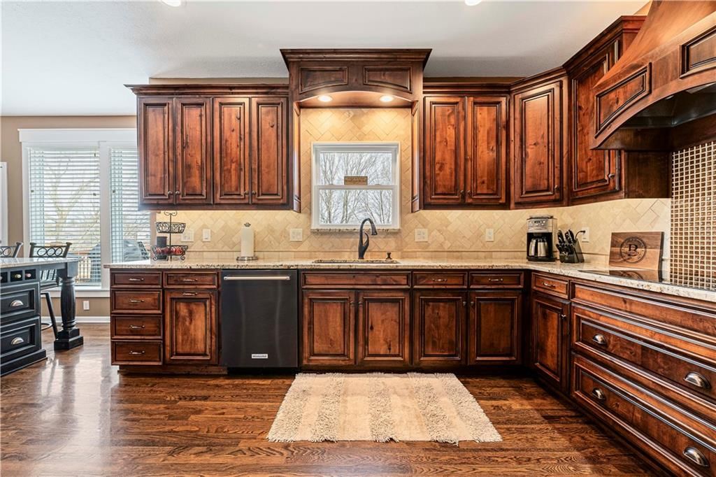 15319 S Foxridge Drive — photo 12