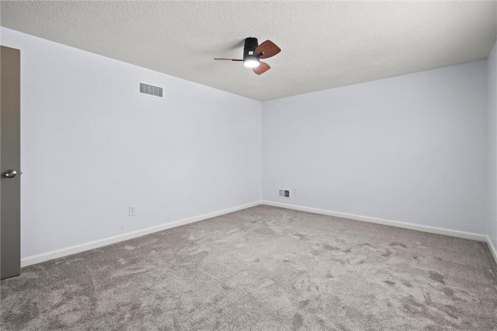 7700 E 100th Street — photo 30