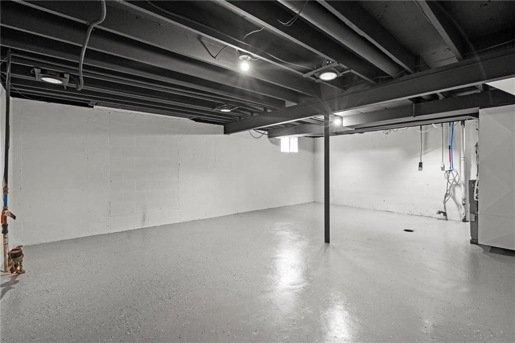 7700 E 100th Street — photo 32