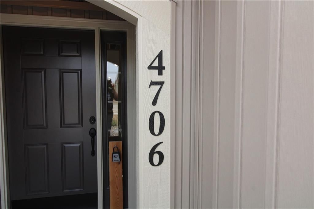 4706 Stonebridge Drive E — photo 2