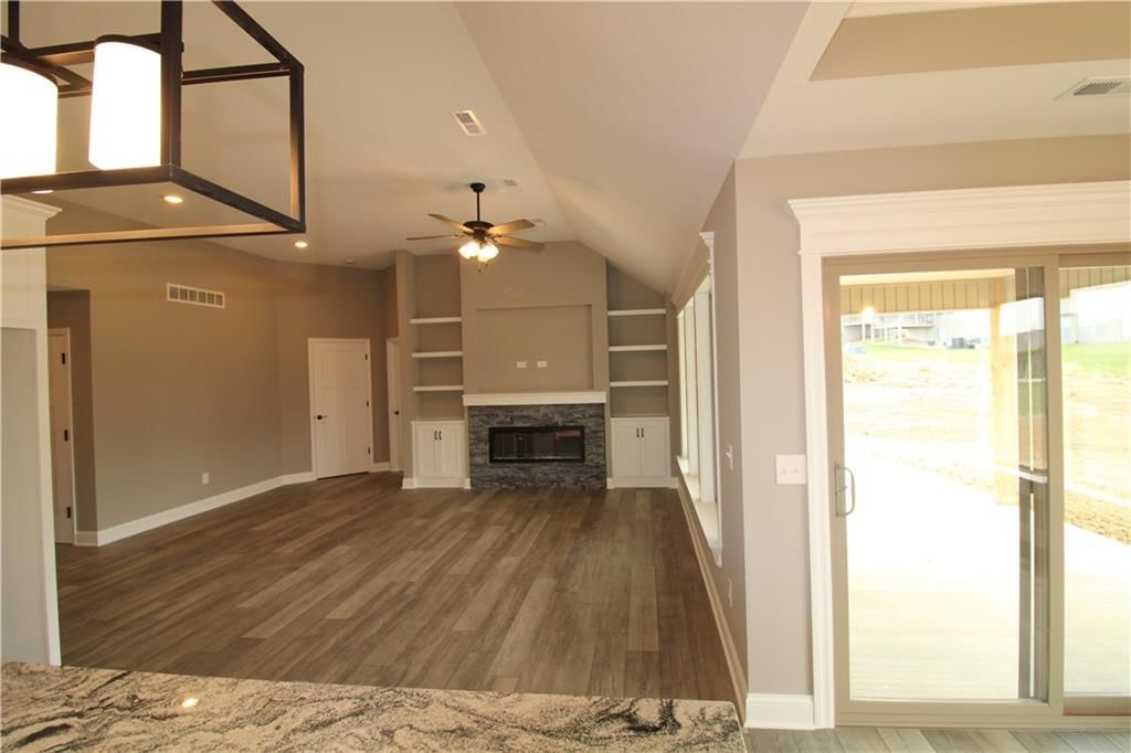 4706 Stonebridge Drive E — photo 30