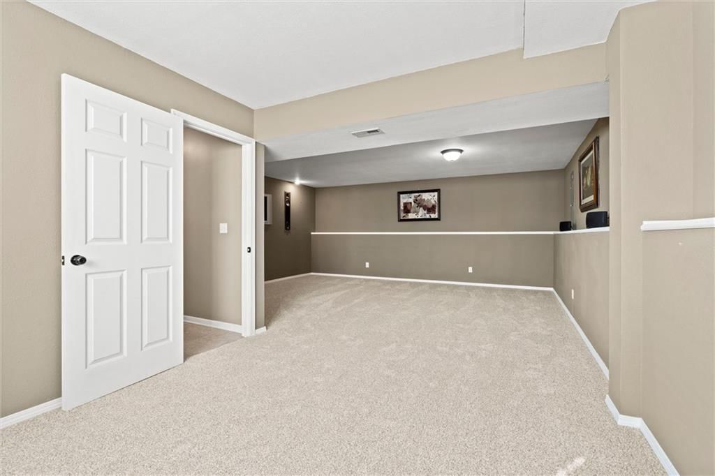 300 Blackjack Avenue — photo 24