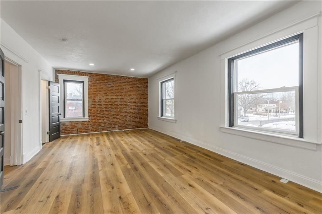 345 Benton Boulevard — photo 14