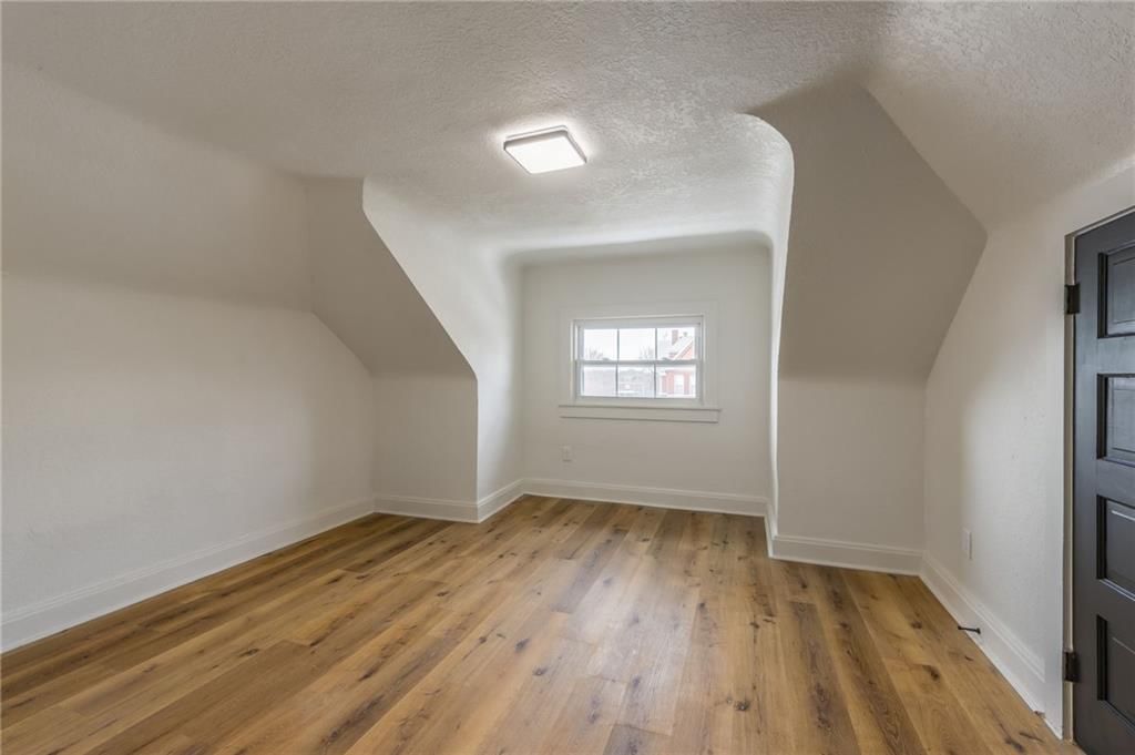 345 Benton Boulevard — photo 24