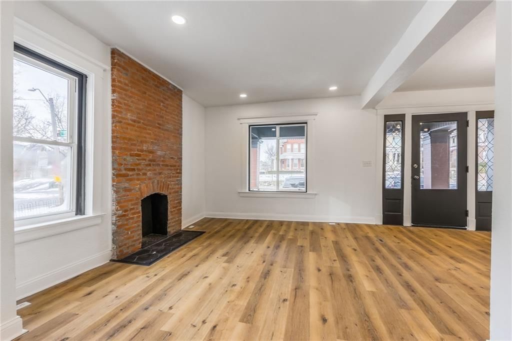 345 Benton Boulevard — photo 6