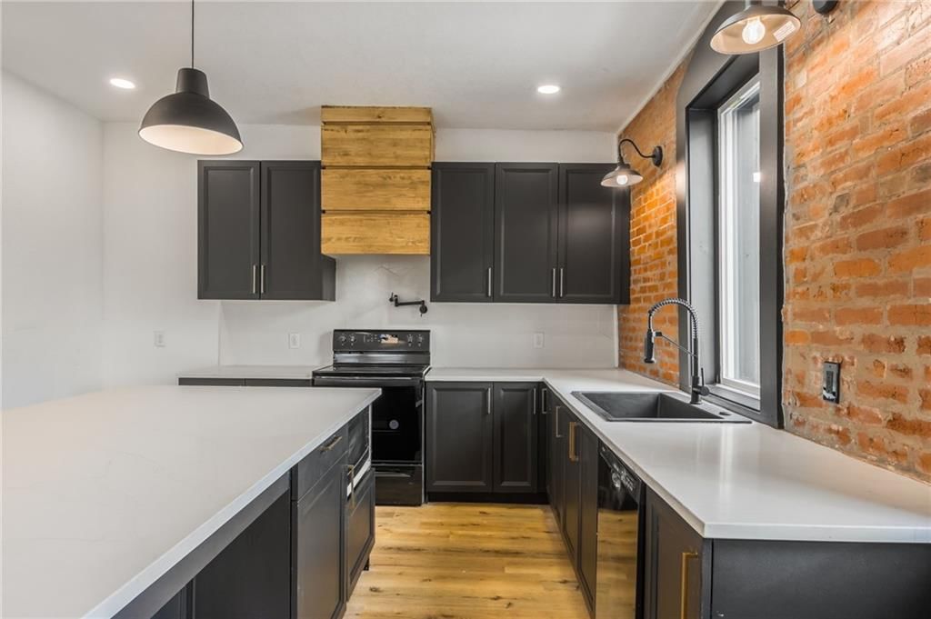 345 Benton Boulevard — photo 10