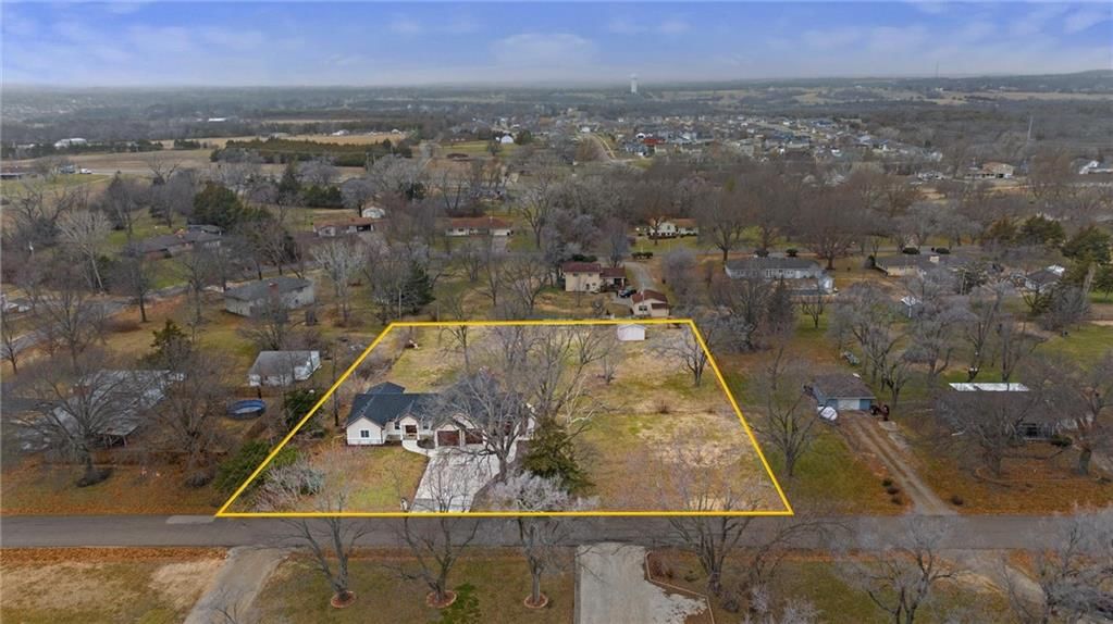 1807 Broadview Drive — photo 2