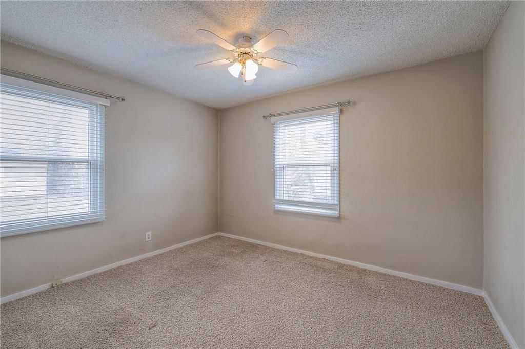 7301 Maple Street — photo 17