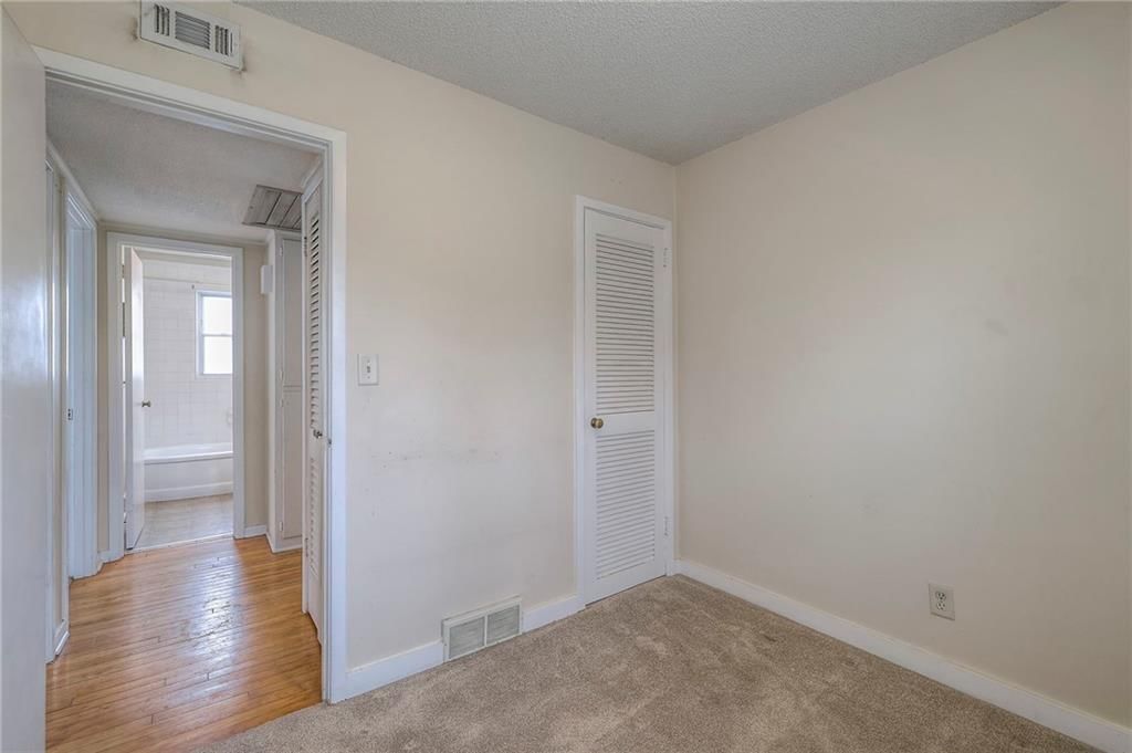 7301 Maple Street — photo 20