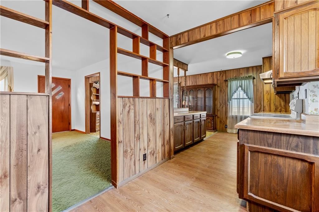 215 Southside Court — photo 13